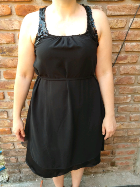 Vestido negro de fiesta