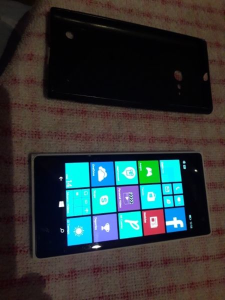 nokia lumia 735