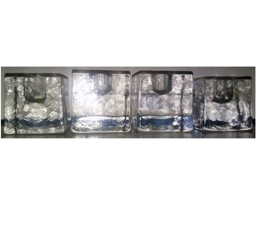 4 Porta vela de cristal en forma de cubos, con sello