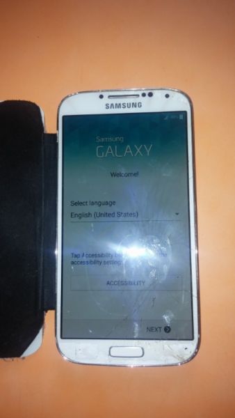 $..CELULAR...S4...SOLO X HOY,,,VIDRIO ASTILLADO..