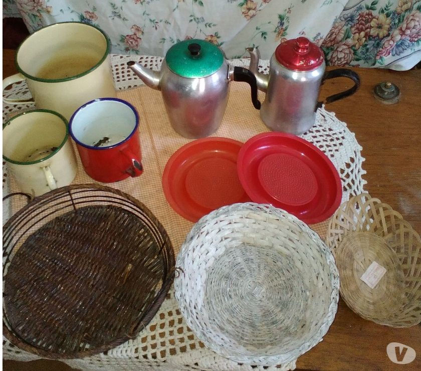 VENDO SET DE COCINA Y ADORNOS