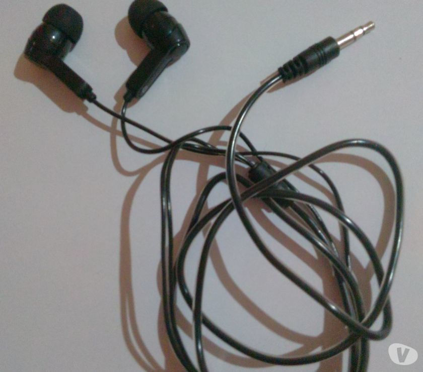 AURICULARES A SOLO $ 40