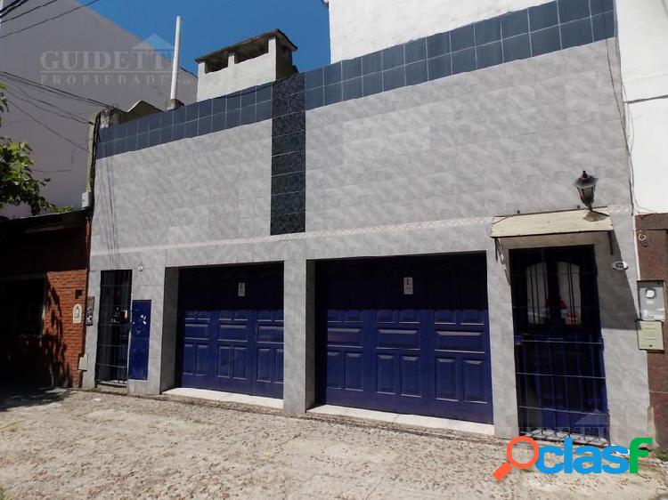 Casa con garaje patio y terraza 3 ambientes en Almagro