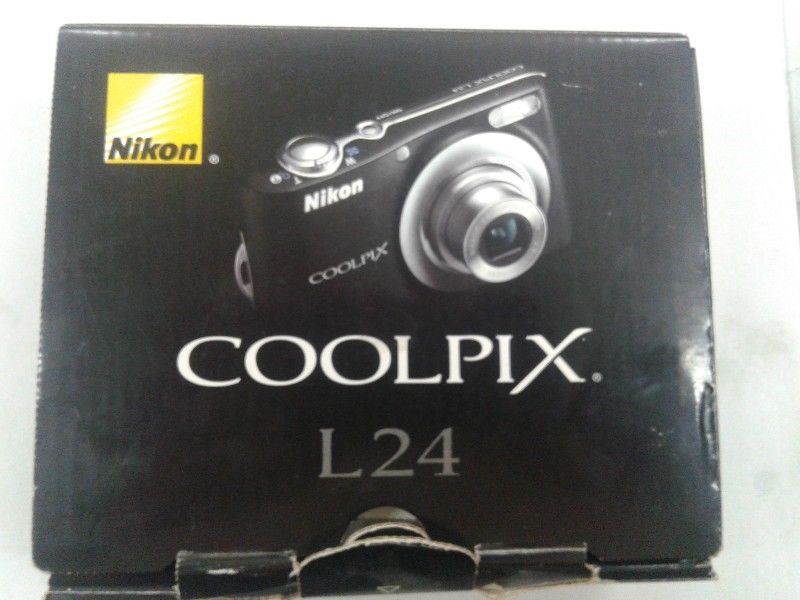 Cámara Nikon coolpix L24 nueva