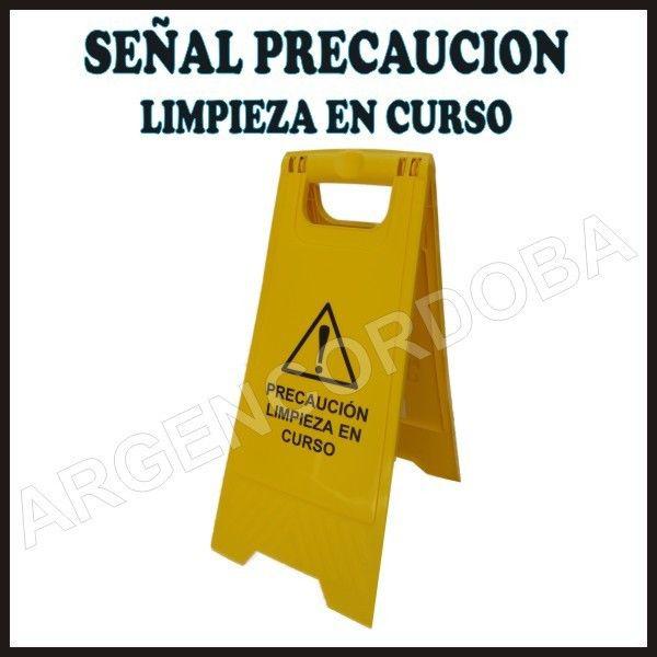 SEÑAL PRECAUCION LIMPIEZA EN CURSO PLEGABLE