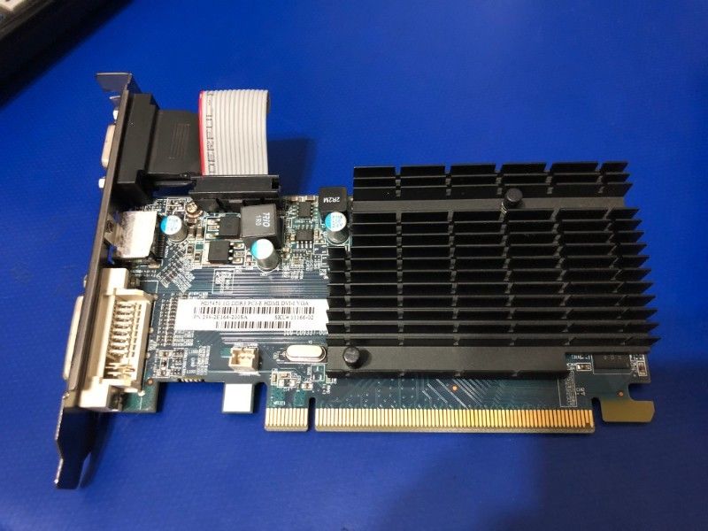 ATI RADEON HD GB DDR3 VGA/DVI/HDMI
