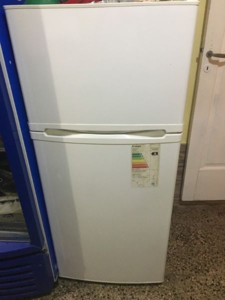 Heladera Electrolux EHC 275B