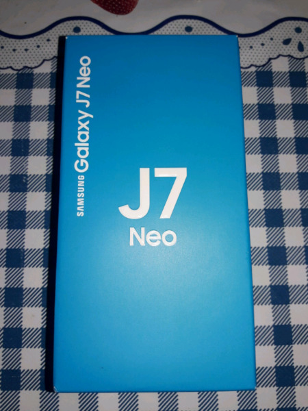Samsung J7 NEO