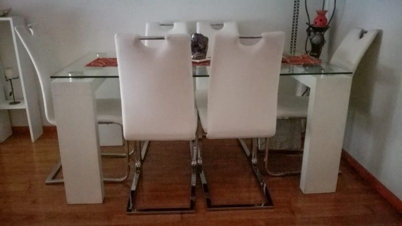 Sillas de comedor Cromadas