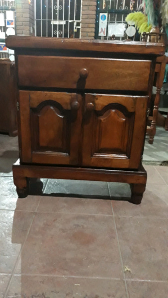 Vendo muebles algarrobo