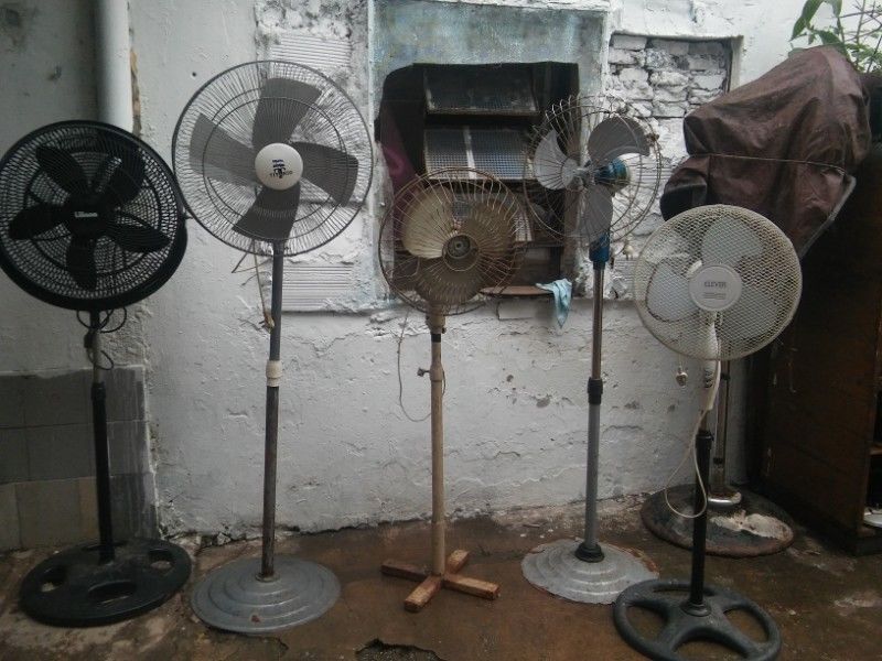 lote de ventiladores varios posibles permutas o canjes.