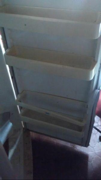 vendo heladera $4000