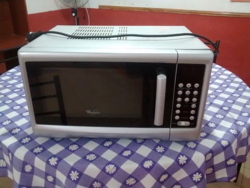 vendo microondas whirpol