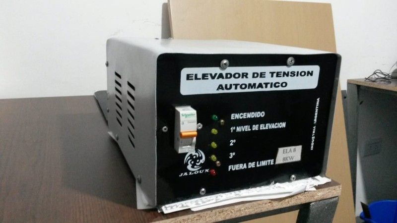 Elevador de Tension Automatico 8kw