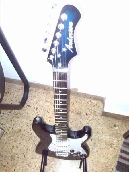 Guitarra electrica stratocaster anderson
