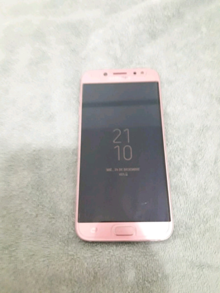 SAMSUNG J7 PRO