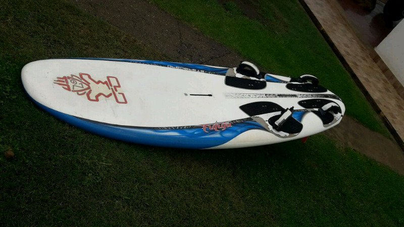 Vendo tabla windsurf