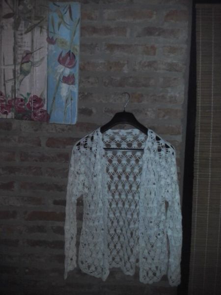 CAMPERA DE CROCKET BLANCA CALADA