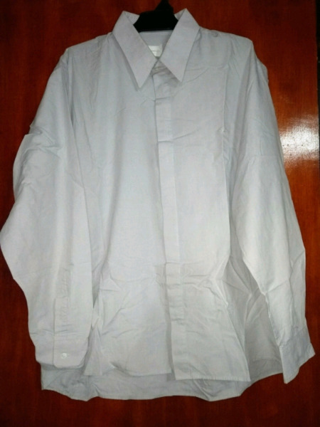 Camisa talle 44 usada