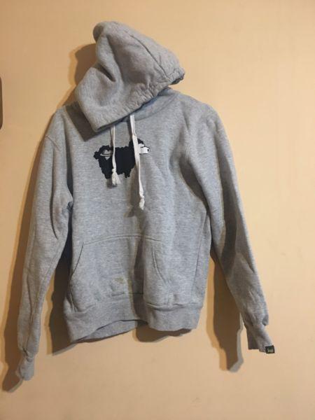 Campera gris abrigada