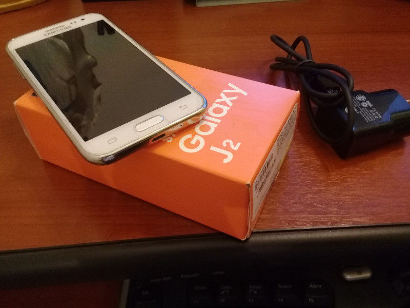 Celular Samsung Galaxy J2 C/Caja Libre !!!