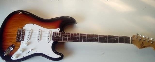 Guitarra Stratocaster Sx