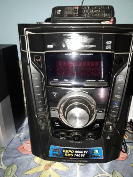 Vendo equipo de música