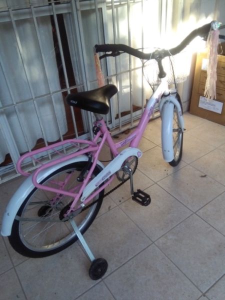 BICICLETA ROD.20 NENA -BARBIE