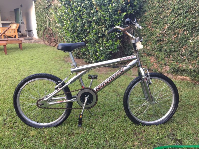 Bicicleta R 20 ~ Kronos Cromada