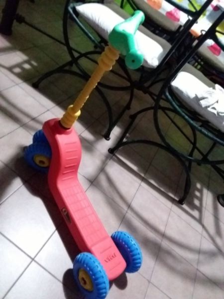 Vendo Monopatin para niño impecable