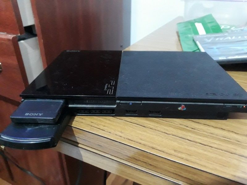 Vendo Play Station 2 con Volante Deportivo