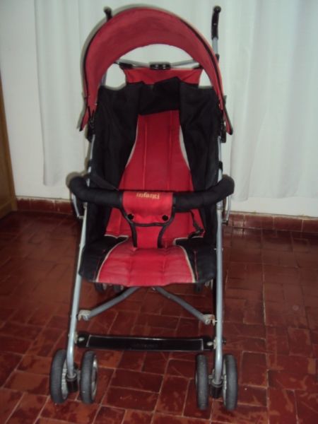 Vendo coche para bebé en excelente estado, marca INFANTI