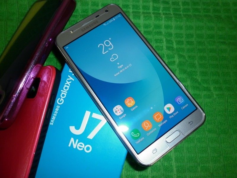 samsung j7 neo libre como nuevo garantia