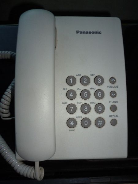 TELÉFONO PANASONIC ALÁMBRICO KX-TS500AG