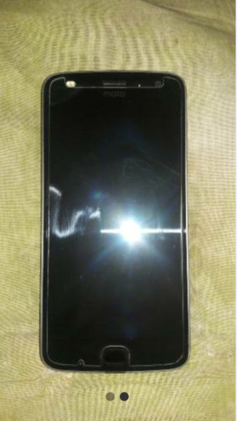 Moto z2 play