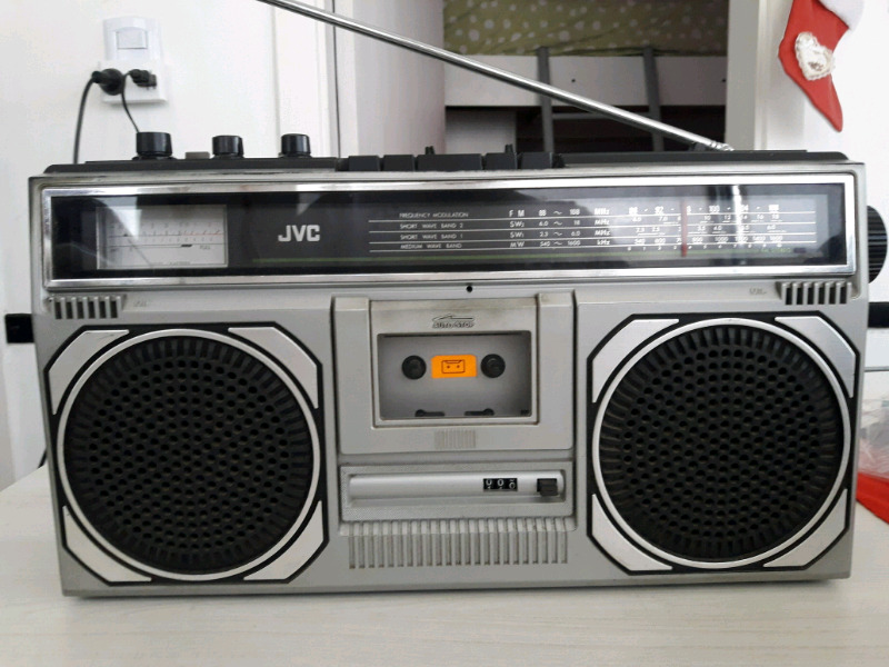 Radio pasa cassette JVC