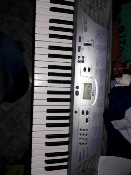 Vendo teclado casio