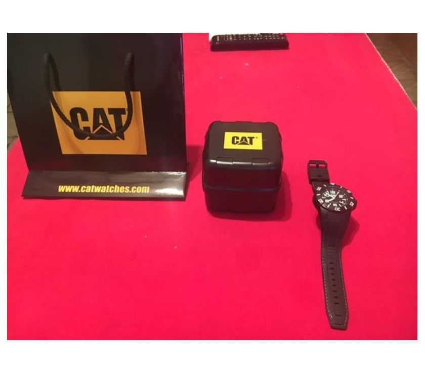 reloj caterpillar + regalo