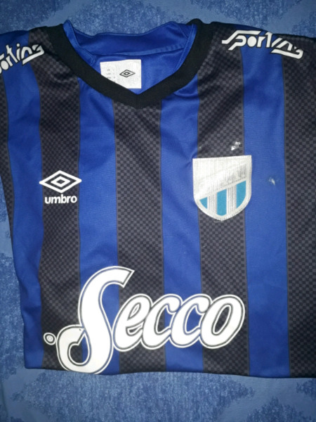 Camiseta de Atlético Tucumán alternativa  Talle L