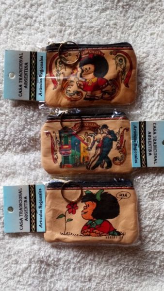 -Monedero de Cuero Mafalda Regional