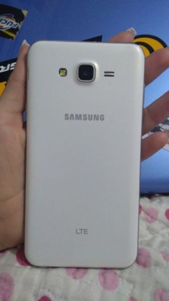 Celular Samsung Galaxy j7