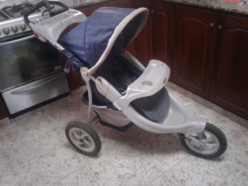 Coche Graco 3 ruedas