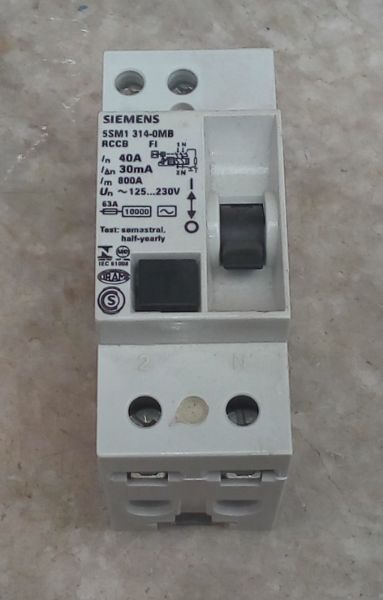 Disyuntor Diferencial Siemens 5sm-omb 2x40a 30ma