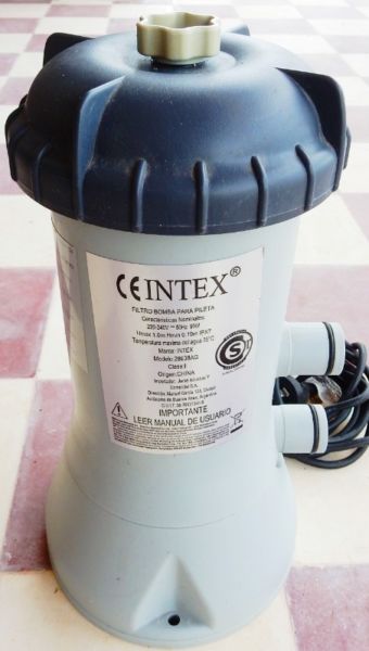 Filtro bomba Intex AG minimo uso con cobertor de regalo