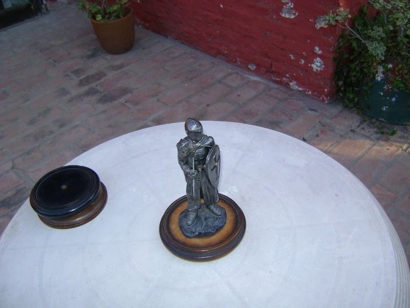 Muy Antiguo Pedestal 36 Base En Madera Para Florero Estatua