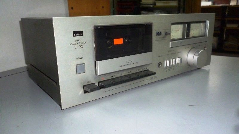 DECK SANSUI D90