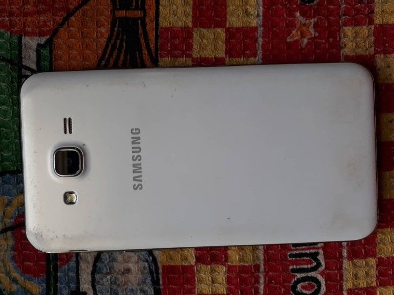 Samsung Galaxy j