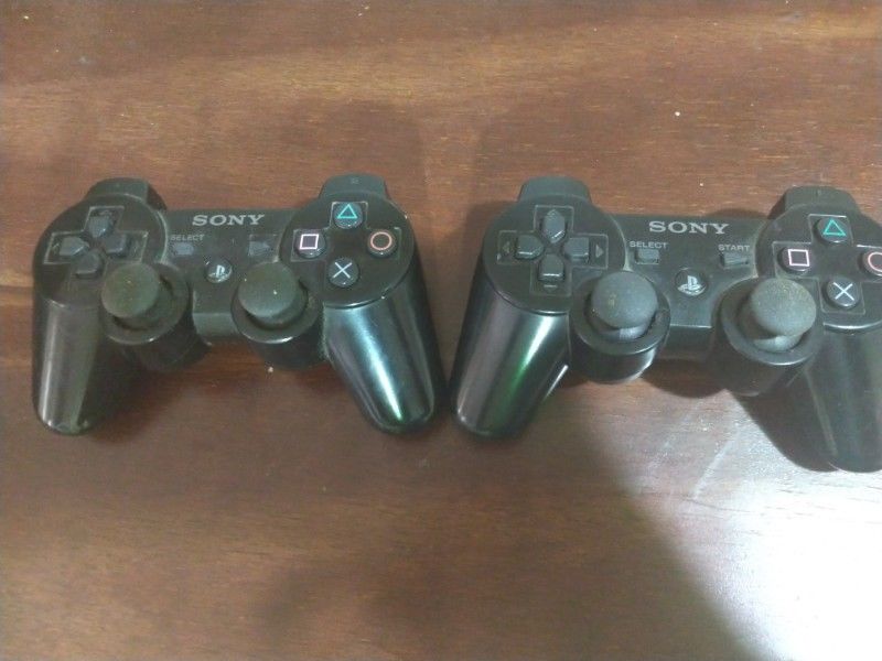 2 joystick PS3 para repuestos