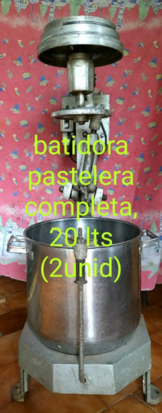 BATIDORA PASTELERA COMPLETA 20LTS