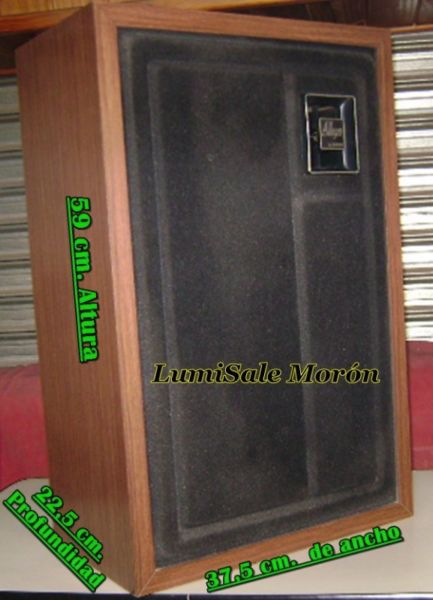 Bafle (caja) Zenith con parlante Selenium de 100 Watts